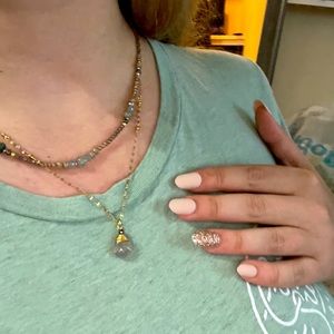 Beautiful beaded necklace double loop-perfect condition-